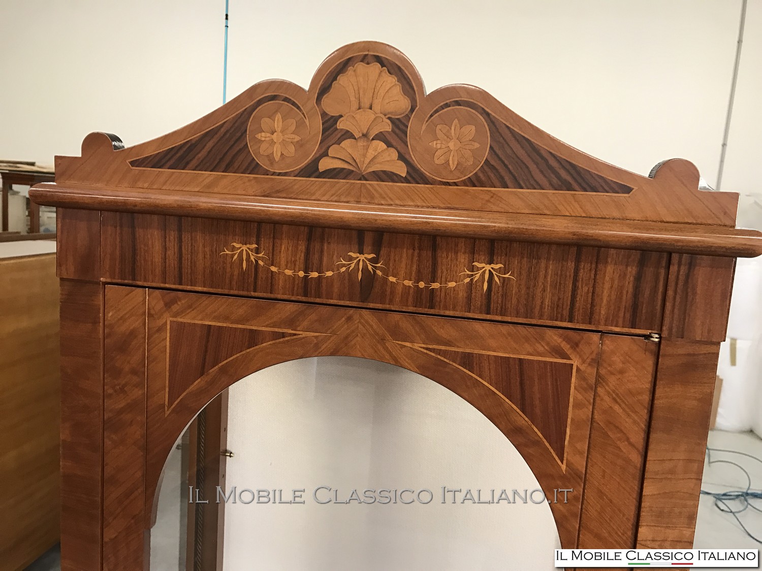 vetrinetta legno classica
